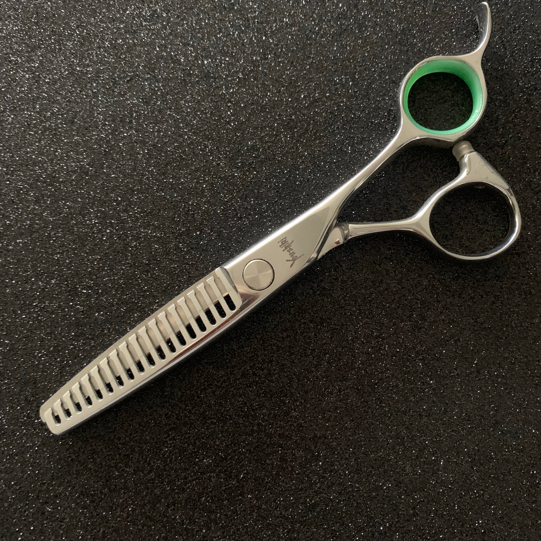 5 3/4” Thinning Professional Scissors